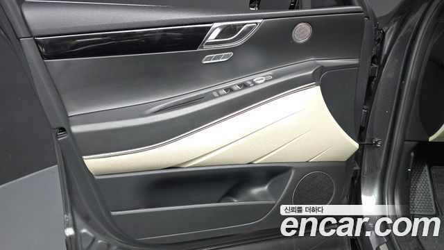 Genesis GV80 2021 — photo 14