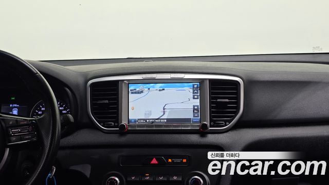 Kia Sportage 2019 — photo 16