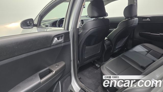 Kia Sportage 2019 — photo 18