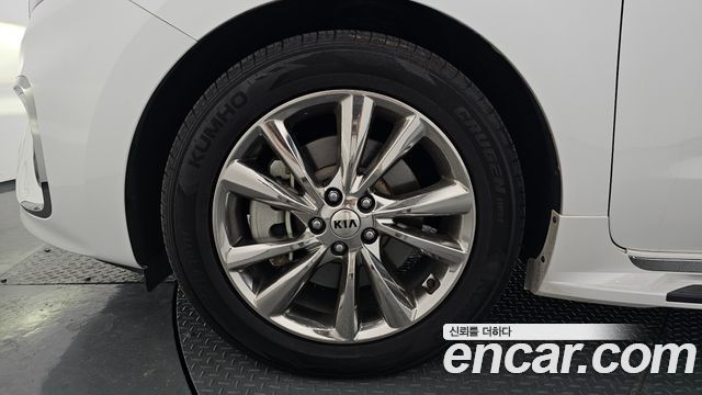 Kia Canival 2019 — photo 5