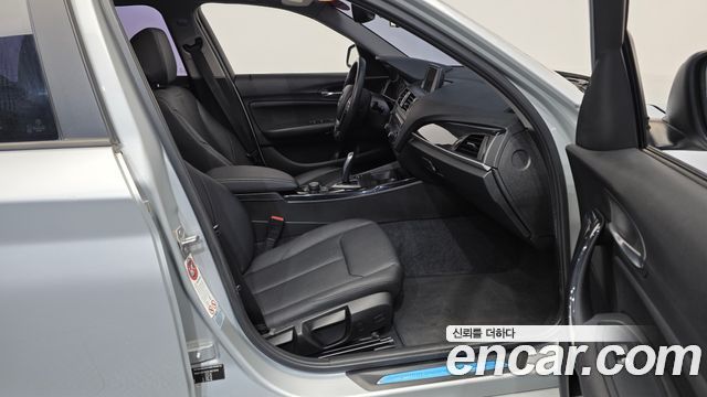 BMW 1-Series 2013 — photo 11