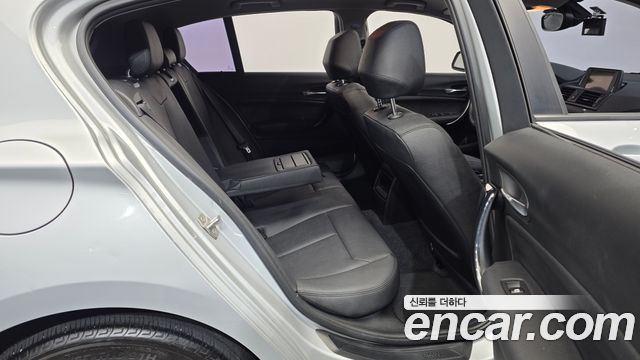 BMW 1-Series 2013 — photo 12