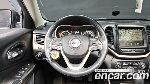 Jeep Cherokee 2017 — photo 18