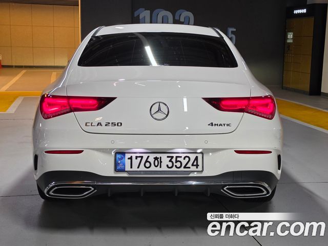 Mercedes-Benz CLA-Class 2022 — photo 4