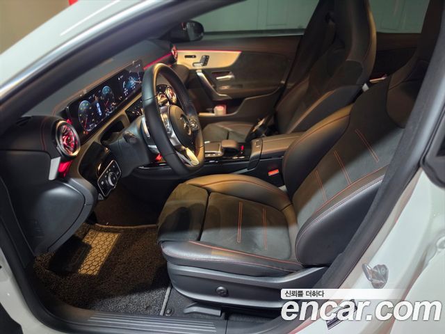 Mercedes-Benz CLA-Class 2022 — photo 12