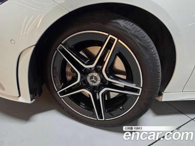 Mercedes-Benz CLA-Class 2022 — photo 19