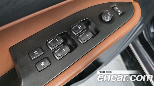 KG Mobility Rexton 2019 — photo 12