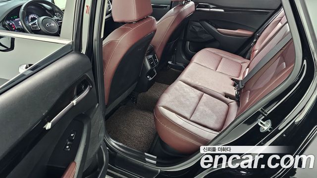 Kia Seltos 2020 — photo 11