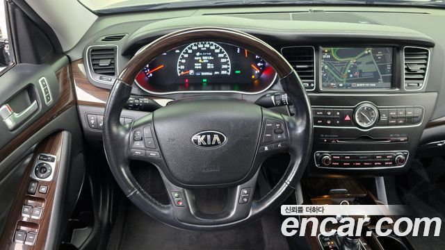 Kia K7 2015 — photo 19