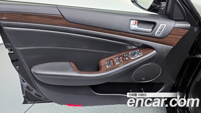 Kia K7 2015 — photo 14