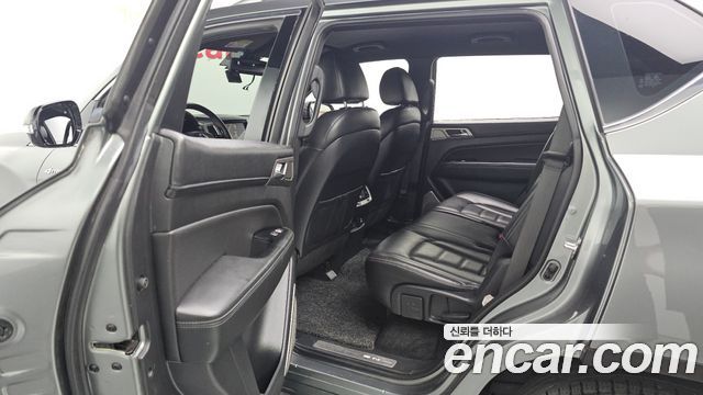 KG Mobility Rexton 2018 — photo 11