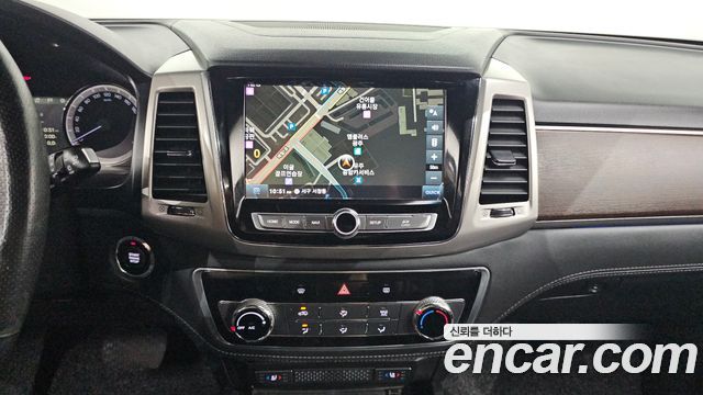 KG Mobility Rexton 2018 — photo 12