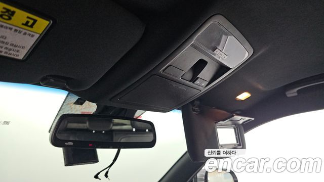 KG Mobility Rexton 2018 — photo 18