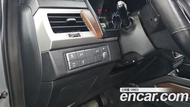 KG Mobility Rexton 2018 — photo 19