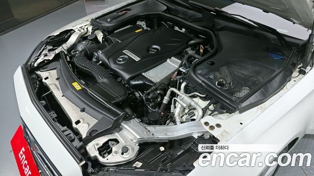 Mercedes-Benz E-Class 2018 — photo 6