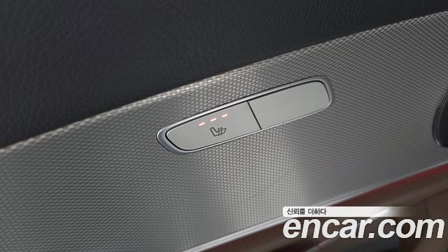 Mercedes-Benz E-Class 2018 — photo 27