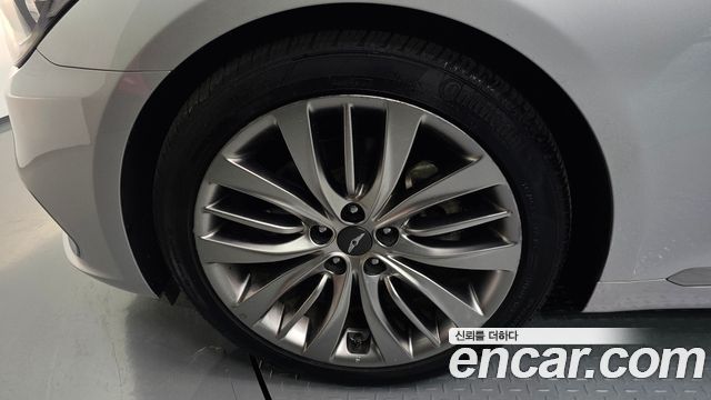 Genesis G80 2017 — photo 5