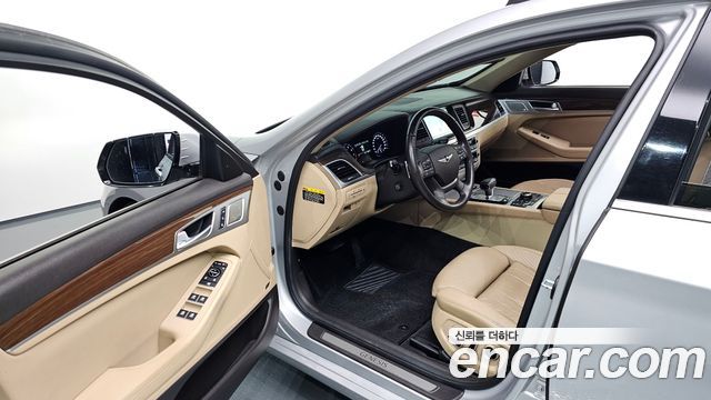 Genesis G80 2017 — photo 10