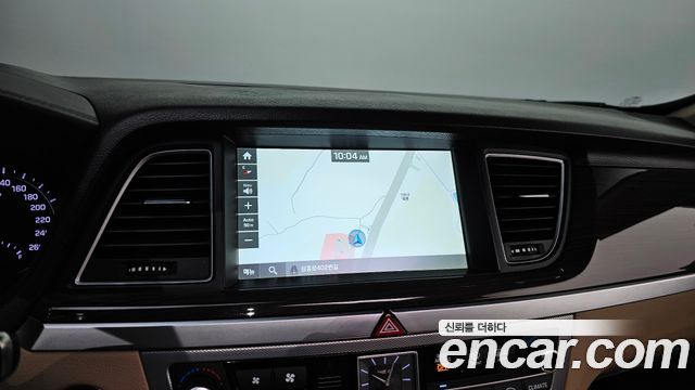 Genesis G80 2017 — photo 12