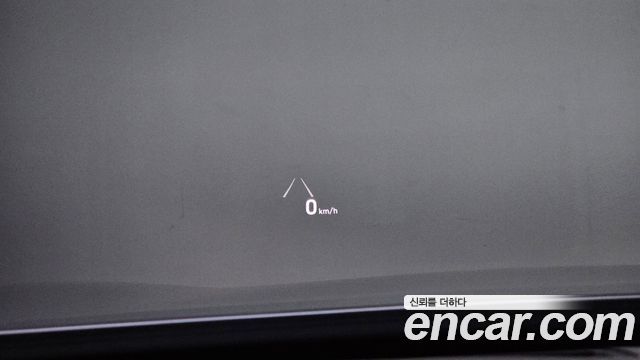 Genesis G80 2017 — photo 15