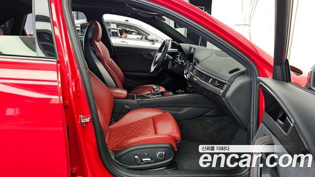 Audi S4 2023 — photo 17