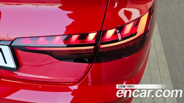 Audi S4 2023 — photo 9