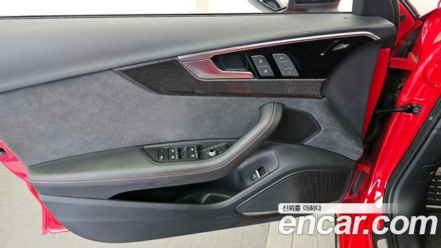 Audi S4 2023 — photo 14