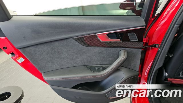 Audi S4 2023 — photo 15