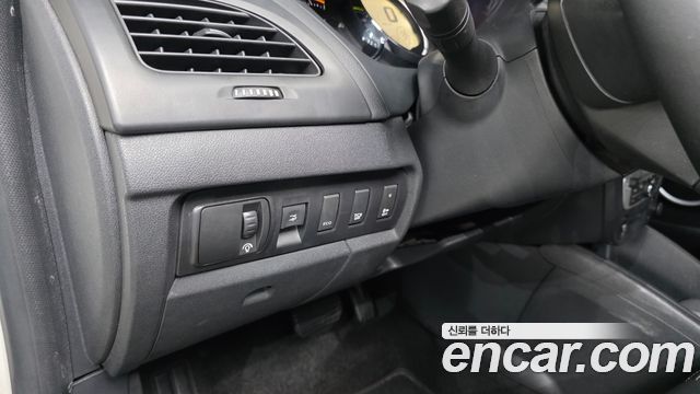 Renault Korea SM3 2015 — photo 18