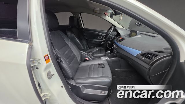 Renault Korea SM3 2015 — photo 16