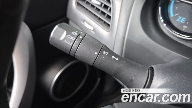 Renault Korea SM3 2015 — photo 31
