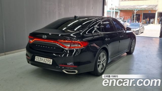 Hyundai Grandeur 2018 — photo 3