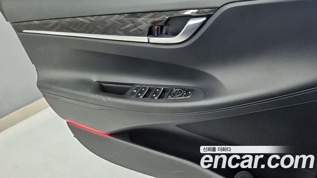 Hyundai Grandeur 2018 — photo 16