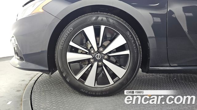 Nissan Altima 2019 — photo 5