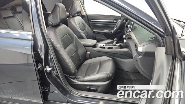 Nissan Altima 2019 — photo 11