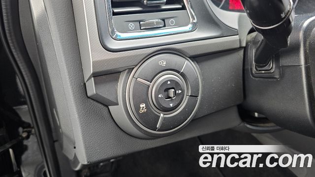 KG Mobility KORANDO 2018 — photo 22