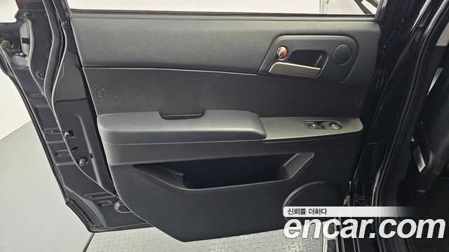 KG Mobility KORANDO 2018 — photo 15