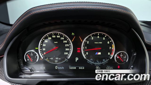 BMW X6M 2019 — photo 8