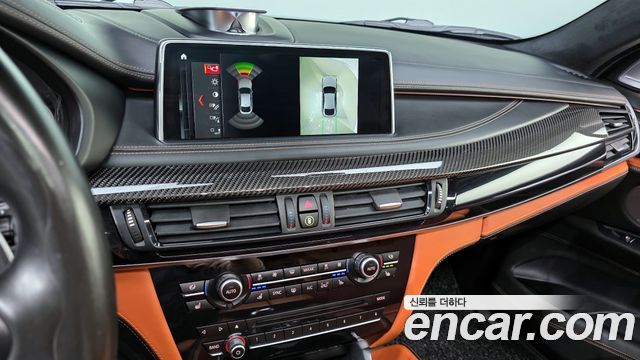BMW X6M 2019 — photo 15