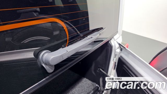 Jeep Wrangler 2022 — photo 34