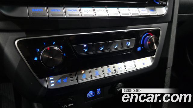 Hyundai Sonata 2019 — photo 21