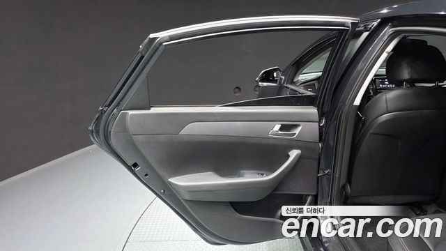 Hyundai Sonata 2019 — photo 15