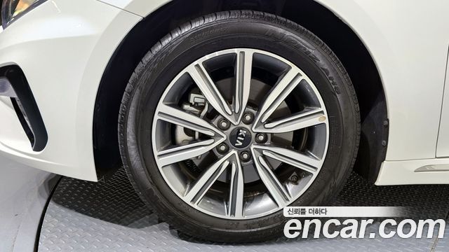 Kia K5 2020 — photo 5
