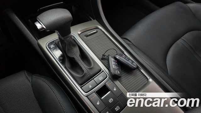 Kia K5 2020 — photo 12