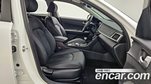 Kia K5 2020 — photo 17
