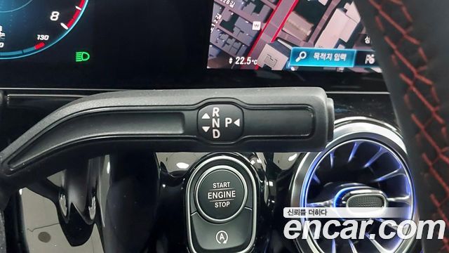 Mercedes-Benz GLA-Class 2023 — photo 19