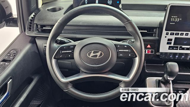 Hyundai Staria 2025 — photo 13