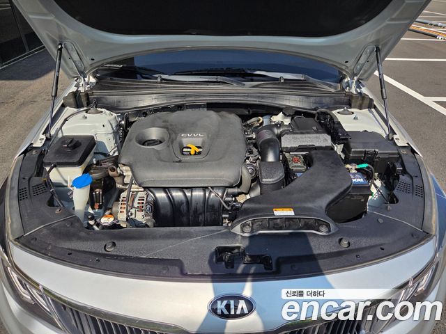 Kia K5 2019 — photo 20