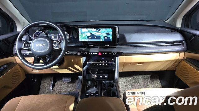 Kia Canival 2023 — photo 7