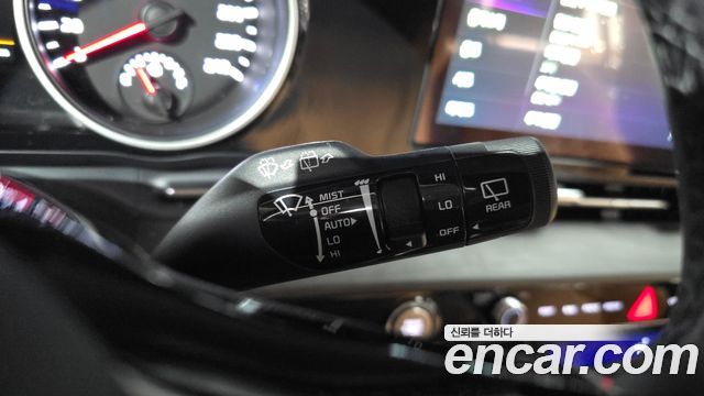 Kia Canival 2023 — photo 18